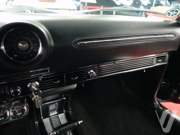 Ford Torino (1968) Wnętrze
