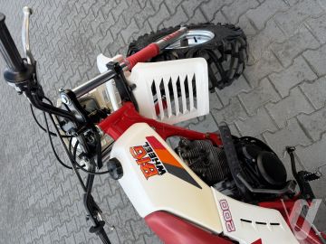Yamaha BIG Wheel 200 (1986) Details