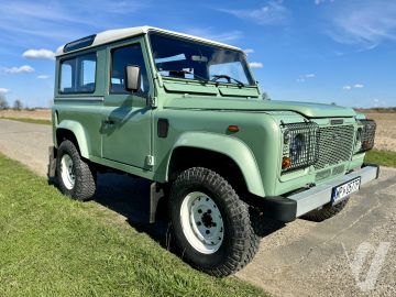 Land Rover Defender (1999) Zdjęcia z zewnątrz