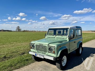 Land Rover Defender (1999) Zdjęcia z zewnątrz