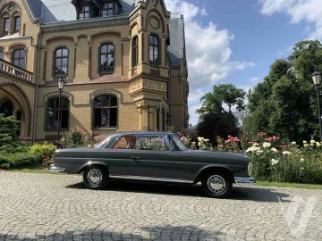 Mercedes-Benz W111 220 SEb (1963) Zdjęcia z zewnątrz