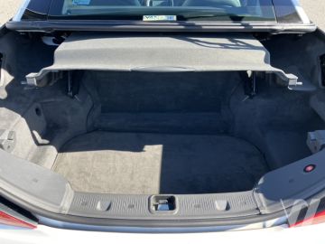 Mercedes-Benz SL (2005) Detale