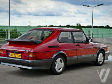 Saab 900 (1987) Zdjęcia z zewnątrz