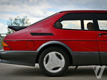 Saab 900 (1987) Zdjęcia z zewnątrz