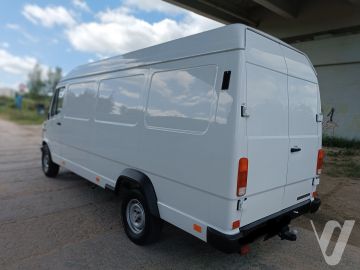 Mercedes-Benz 310D T1 (1994) Zdjęcia z zewnątrz