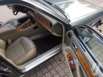 Jaguar XJ (1994) Wnętrze