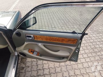 Jaguar XJ (1994) Wnętrze