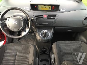 Citroën C4 Picasso (2010) Inside