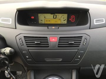 Citroën C4 Picasso (2010) Inside