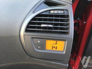 Citroën C4 Picasso (2010) Inside