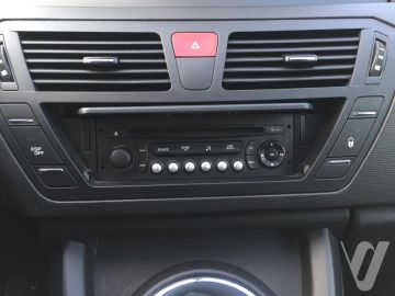 Citroën C4 Picasso (2010) Inside