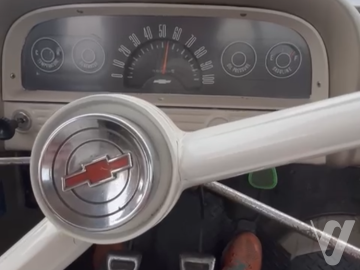 Chevrolet Apache (1963) Inside