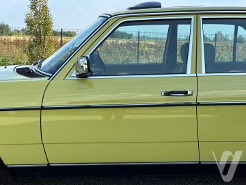 Mercedes-Benz W123 (1980) Zdjęcia z zewnątrz