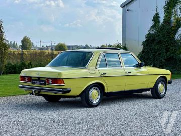 Mercedes-Benz W123 (1980) Zdjęcia z zewnątrz