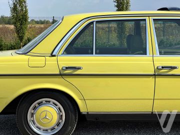 Mercedes-Benz W123 (1980) Zdjęcia z zewnątrz