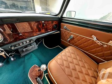 Austin Rover XF (1986) Wnętrze