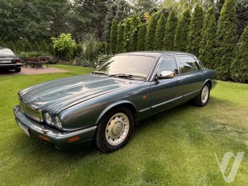 Daimler XJ (1998) Zdjęcia z zewnątrz