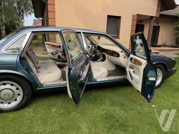 Daimler XJ (1998) Zdjęcia z zewnątrz