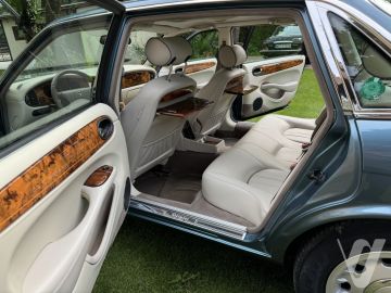 Daimler XJ (1998) Zdjęcia z zewnątrz