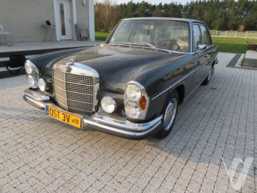 Mercedes-Benz 280SE (1969) Outside