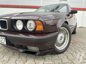 BMW Seria 5 (1992) Zdjęcia z zewnątrz