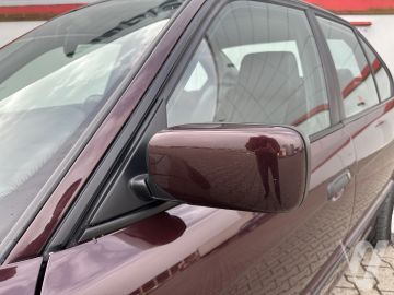 BMW Seria 5 (1992) Zdjęcia z zewnątrz