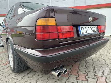 BMW Seria 5 (1992) Zdjęcia z zewnątrz