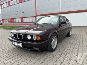 BMW Seria 5 (1992) Zdjęcia z zewnątrz