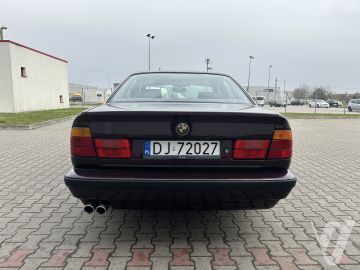 BMW Seria 5 (1992) Zdjęcia z zewnątrz