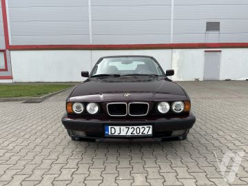 BMW Seria 5 (1992) Zdjęcia z zewnątrz