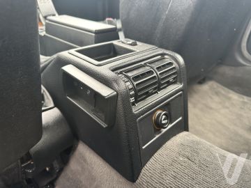 BMW Seria 5 (1992) Wnętrze