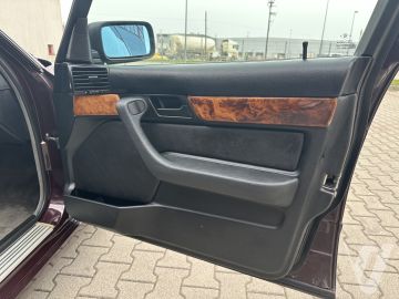 BMW Seria 5 (1992) Wnętrze