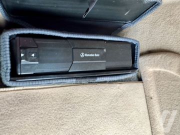Mercedes-Benz SL (1997) Detale