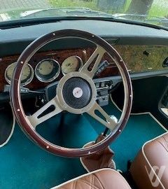 Austin Rover XF (1986) Wnętrze