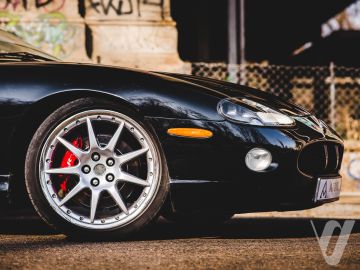 Jaguar XKR (2005) Zdjęcia z zewnątrz