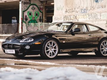 Jaguar XKR (2005) Zdjęcia z zewnątrz