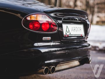 Jaguar XKR (2005) Zdjęcia z zewnątrz