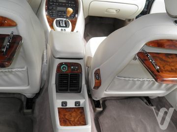 Daimler XJ (1998) Wnętrze