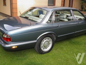 Daimler XJ (1998) Zdjęcia z zewnątrz