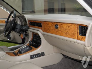 Daimler XJ (1992) Wnętrze