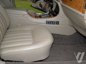 Daimler XJ (1992) Wnętrze