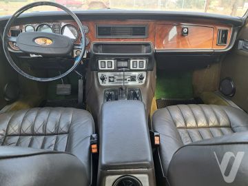 Jaguar XJ (1976) Wnętrze