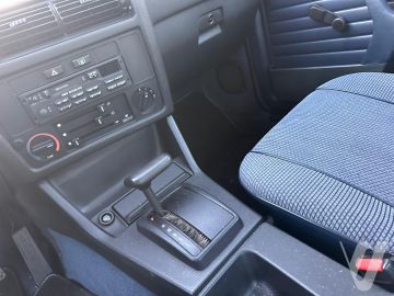 BMW Seria 3 (1984) Wnętrze