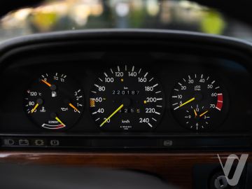 Mercedes-Benz Klasa S (1984) Wnętrze