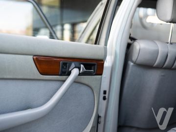 Mercedes-Benz Klasa S (1984) Wnętrze