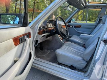 Mercedes-Benz Klasa S (1984) Wnętrze
