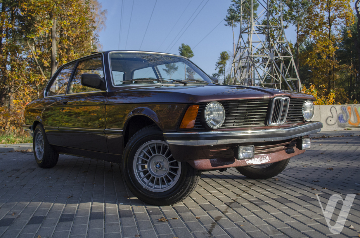 BMW Seria 3 (1983) main image