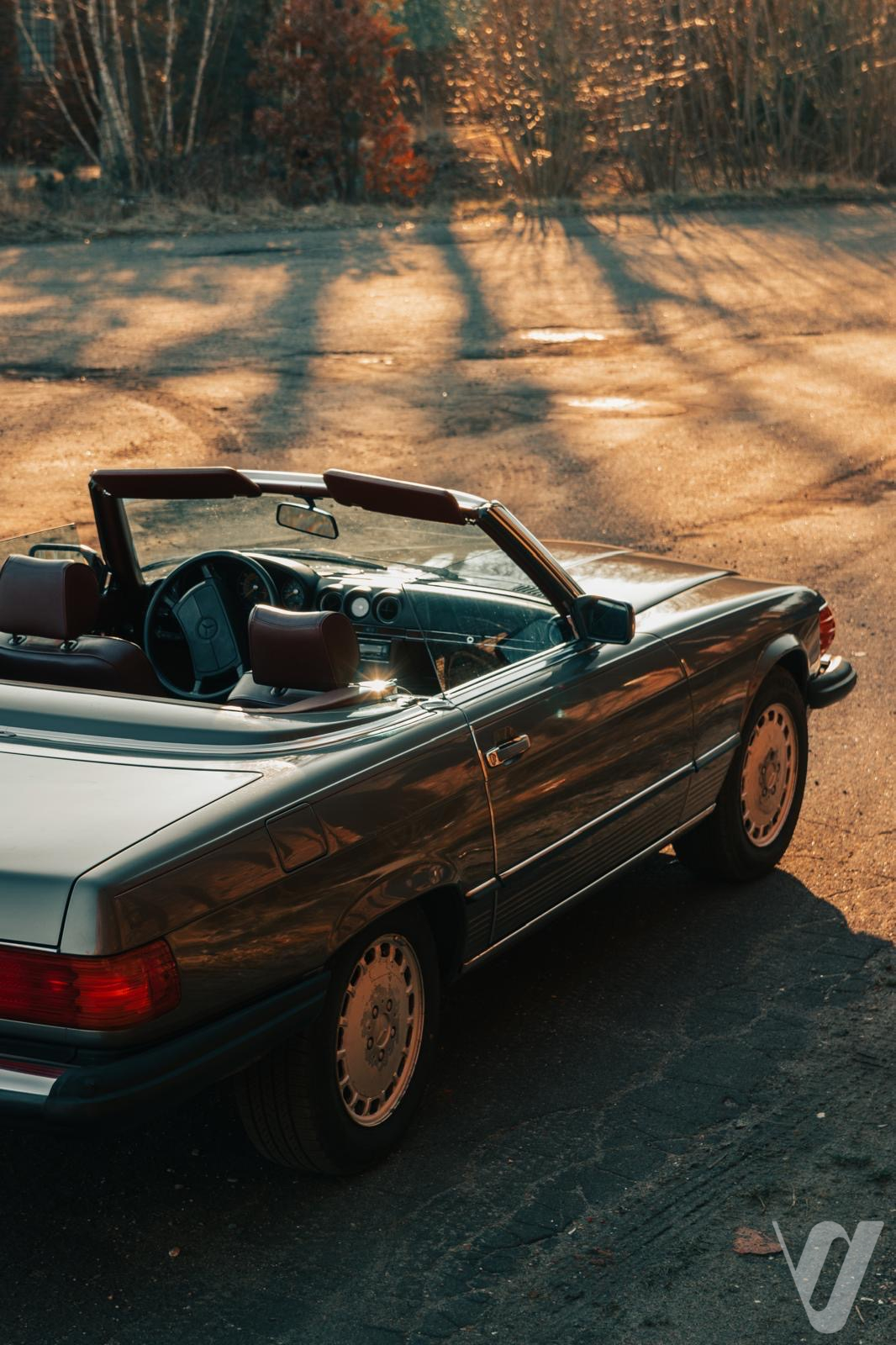 Mercedes-Benz SL (1989) zdjęcie główne