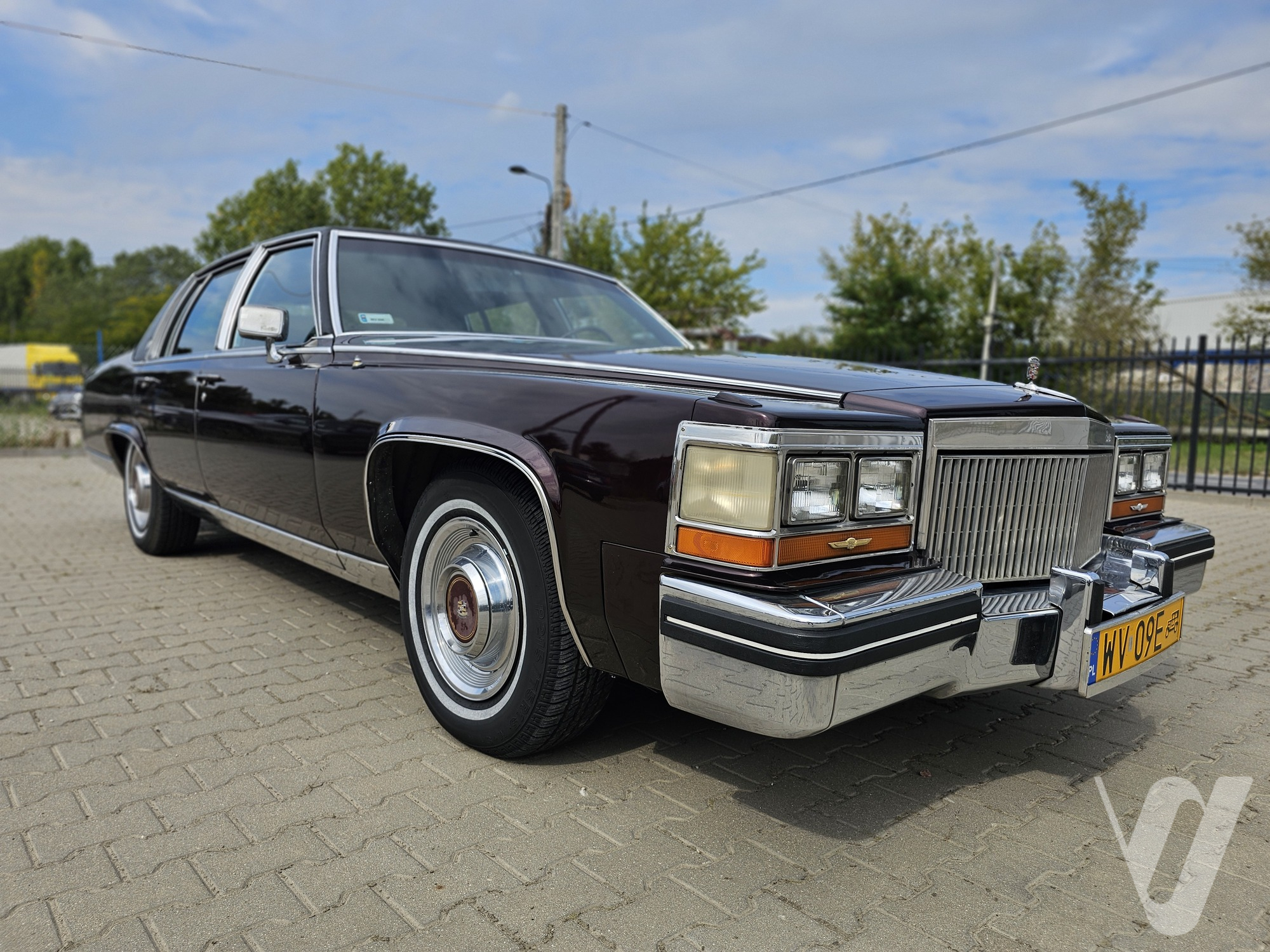 Cadillac Fleetwood (1985) zdjęcie główne