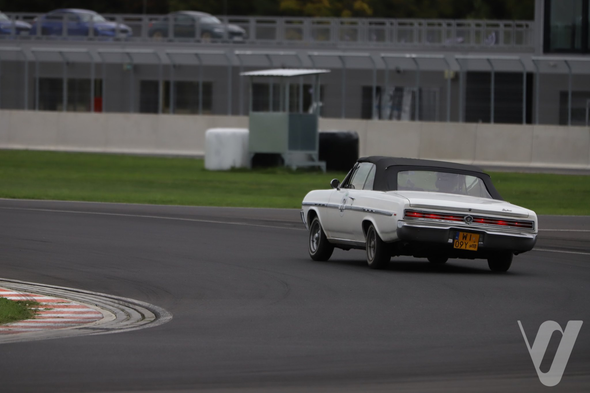 Buick Skylark (1964) main image